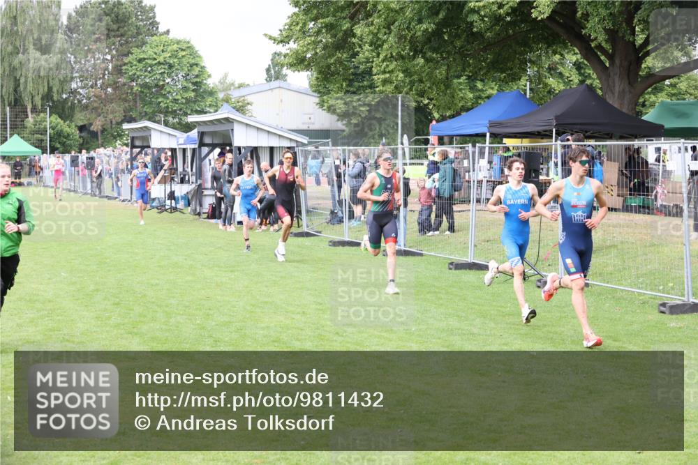 14.06.2026 - 7 Türme Triathlon Andreas Tolksdorf http://msf.ph/oto/9811432 14.06.2026 09:47:40 Schwimmen  meine-sportfotos.de