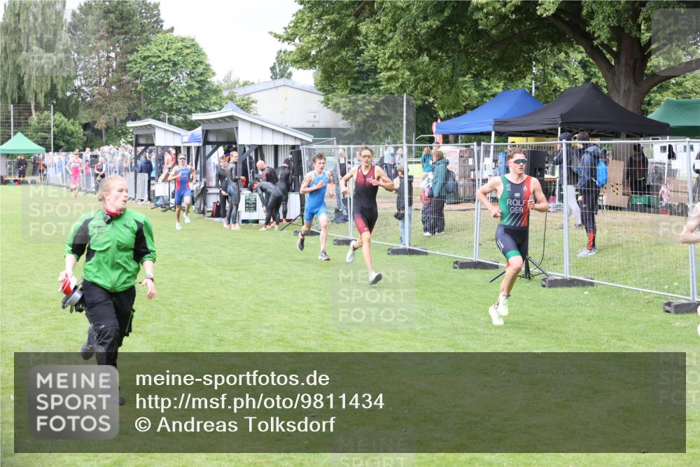 14.06.2026 - 7 Türme Triathlon Andreas Tolksdorf http://msf.ph/oto/9811434 14.06.2026 09:47:41 Schwimmen  meine-sportfotos.de
