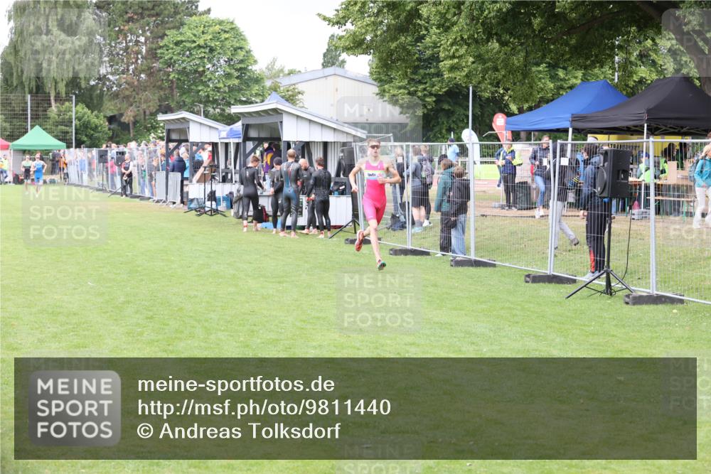 14.06.2026 - 7 Türme Triathlon Andreas Tolksdorf http://msf.ph/oto/9811440 14.06.2026 09:47:48 Schwimmen  meine-sportfotos.de