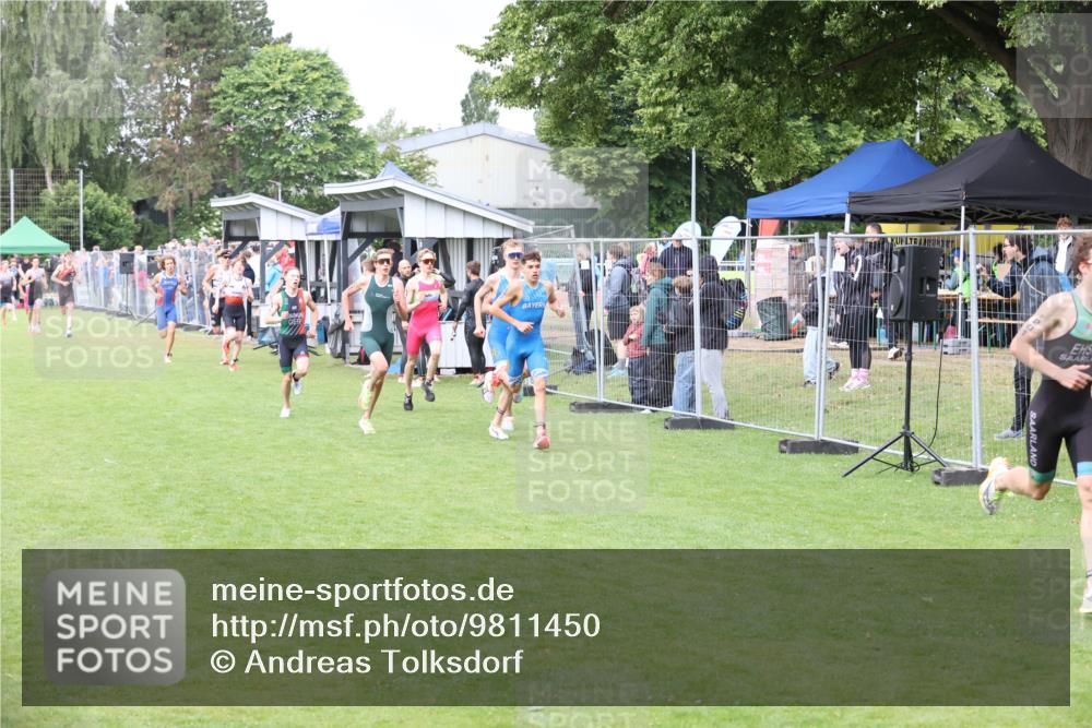 14.06.2026 - 7 Türme Triathlon Andreas Tolksdorf http://msf.ph/oto/9811450 14.06.2026 09:48:02 Schwimmen  meine-sportfotos.de