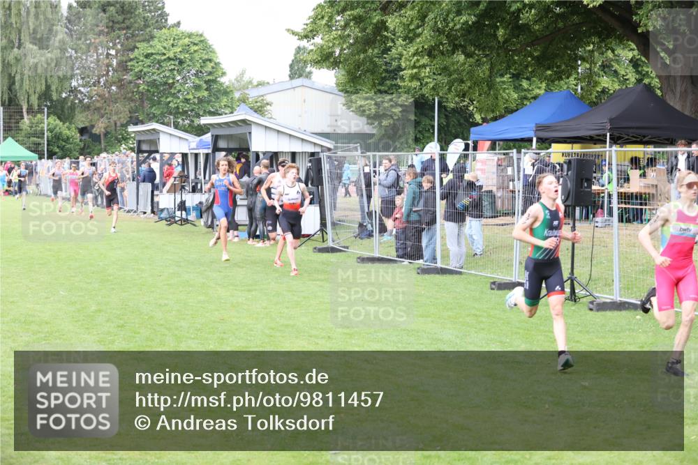 14.06.2026 - 7 Türme Triathlon Andreas Tolksdorf http://msf.ph/oto/9811457 14.06.2026 09:48:04 Schwimmen  meine-sportfotos.de