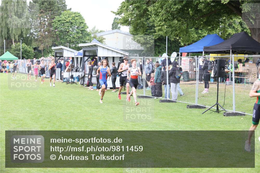 14.06.2026 - 7 Türme Triathlon Andreas Tolksdorf http://msf.ph/oto/9811459 14.06.2026 09:48:05 Schwimmen  meine-sportfotos.de