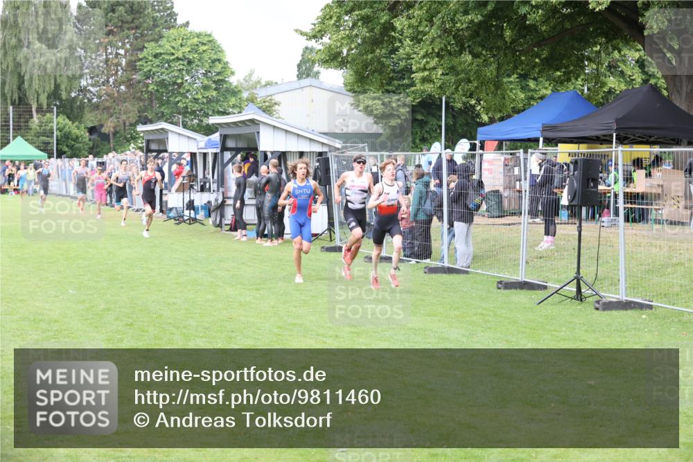 14.06.2026 - 7 Türme Triathlon Andreas Tolksdorf http://msf.ph/oto/9811460 14.06.2026 09:48:05 Schwimmen  meine-sportfotos.de