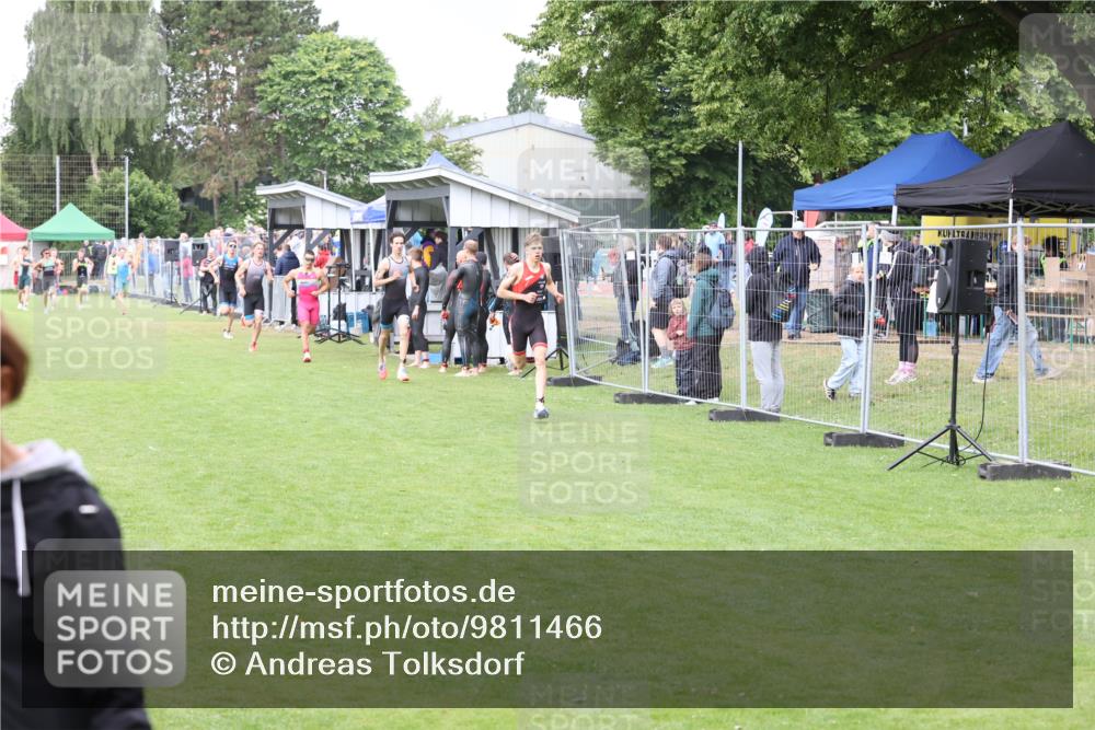 14.06.2026 - 7 Türme Triathlon Andreas Tolksdorf http://msf.ph/oto/9811466 14.06.2026 09:48:08 Schwimmen  meine-sportfotos.de