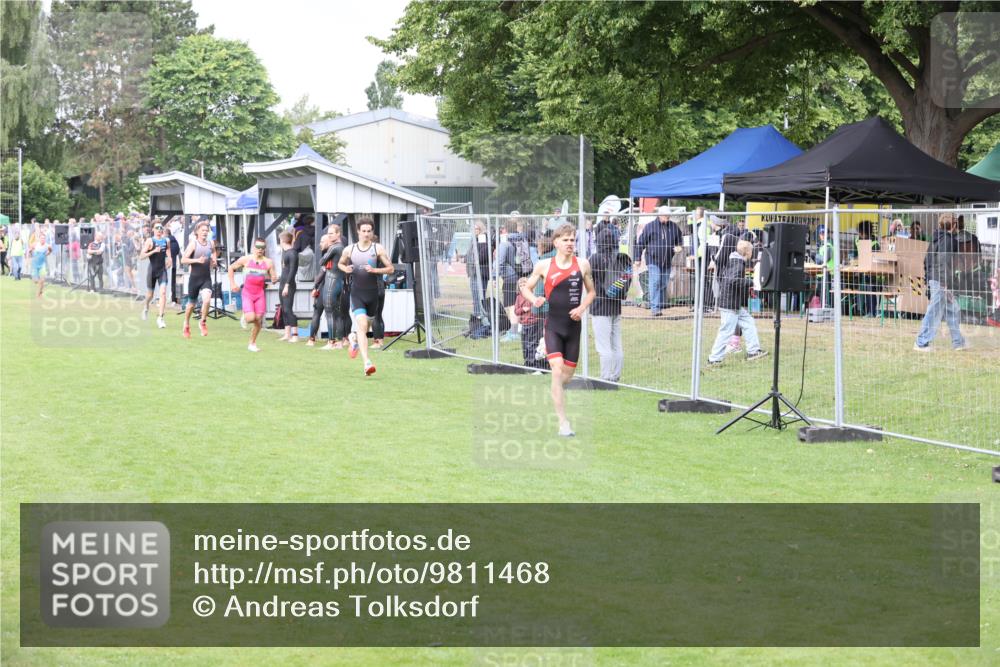 14.06.2026 - 7 Türme Triathlon Andreas Tolksdorf http://msf.ph/oto/9811468 14.06.2026 09:48:09 Schwimmen  meine-sportfotos.de