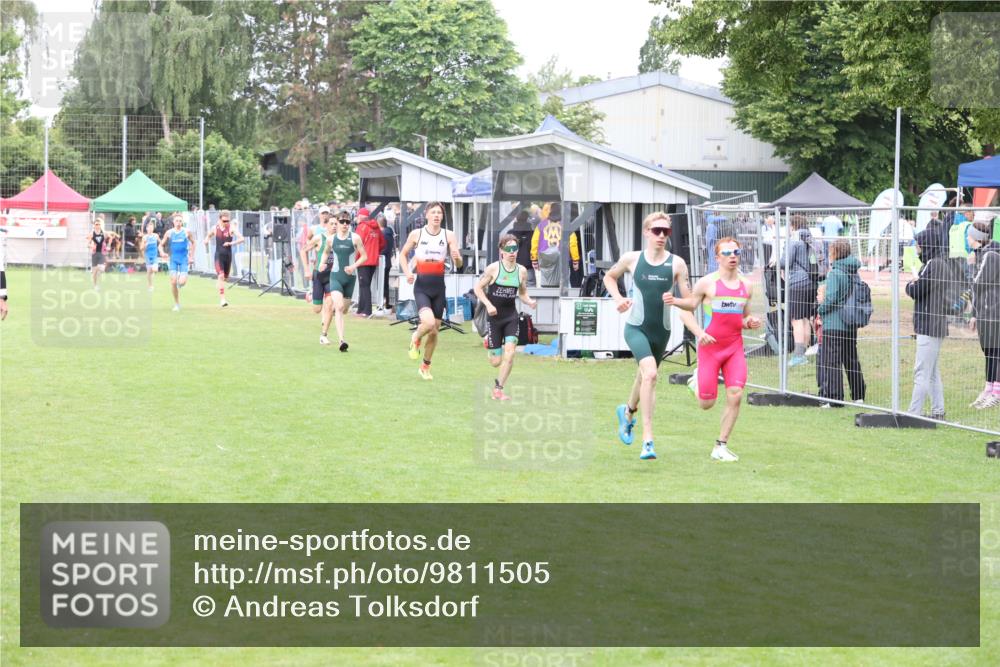 14.06.2026 - 7 Türme Triathlon Andreas Tolksdorf http://msf.ph/oto/9811505 14.06.2026 09:49:28 Schwimmen  meine-sportfotos.de