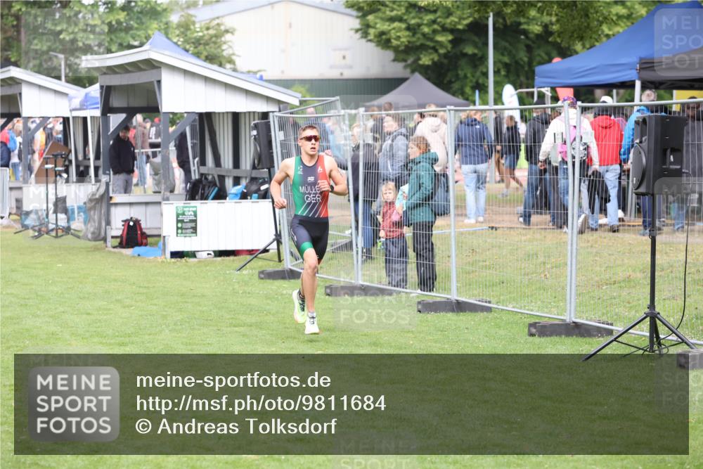 14.06.2026 - 7 Türme Triathlon Andreas Tolksdorf http://msf.ph/oto/9811684 14.06.2026 09:52:25 Schwimmen  meine-sportfotos.de