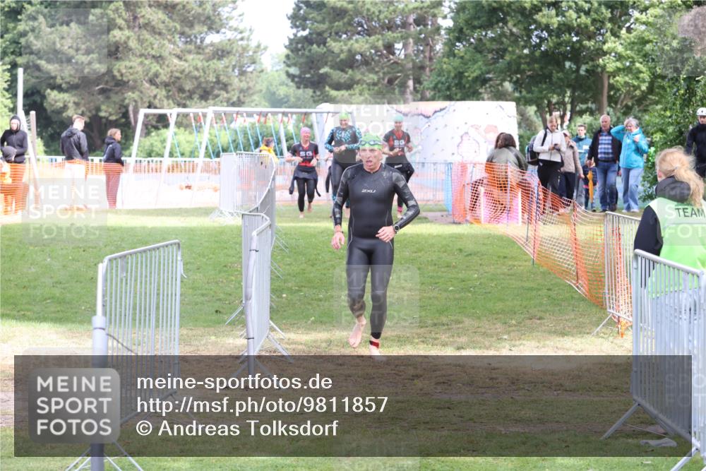 14.06.2026 - 7 Türme Triathlon Andreas Tolksdorf http://msf.ph/oto/9811857 14.06.2026 10:59:54 Schwimmen  meine-sportfotos.de