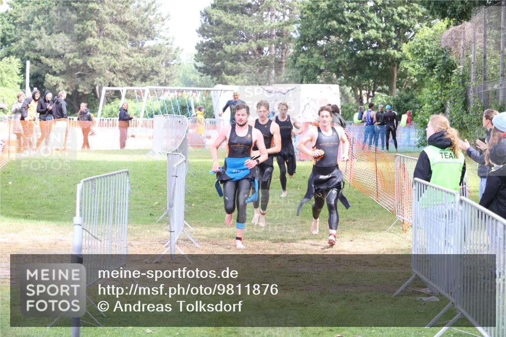 14.06.2026 - 7 Türme Triathlon Andreas Tolksdorf http://msf.ph/oto/9811876 14.06.2026 11:00:31 Schwimmen  meine-sportfotos.de