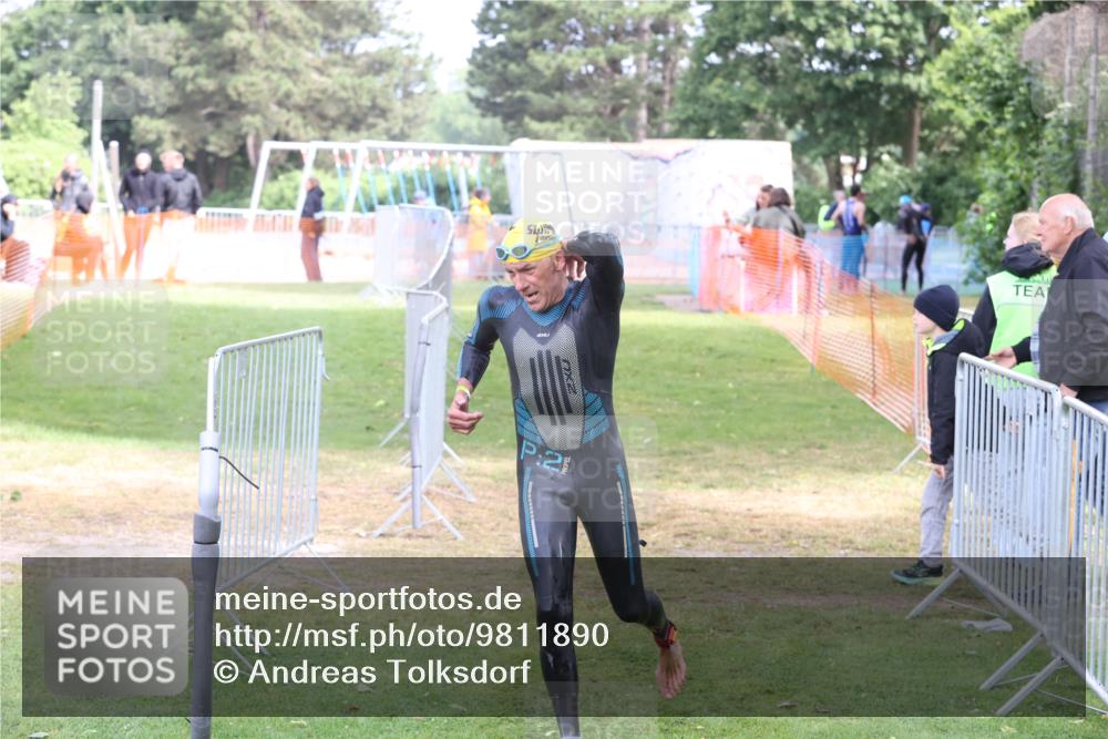 14.06.2026 - 7 Türme Triathlon Andreas Tolksdorf http://msf.ph/oto/9811890 14.06.2026 11:00:37 Schwimmen  meine-sportfotos.de