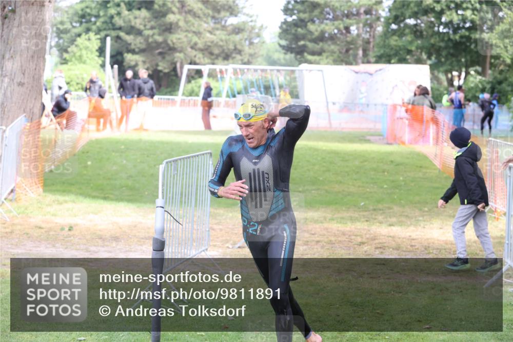 14.06.2026 - 7 Türme Triathlon Andreas Tolksdorf http://msf.ph/oto/9811891 14.06.2026 11:00:37 Schwimmen  meine-sportfotos.de