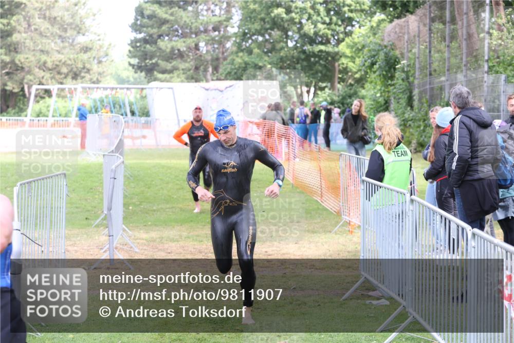 14.06.2026 - 7 Türme Triathlon Andreas Tolksdorf http://msf.ph/oto/9811907 14.06.2026 11:01:31 Schwimmen  meine-sportfotos.de