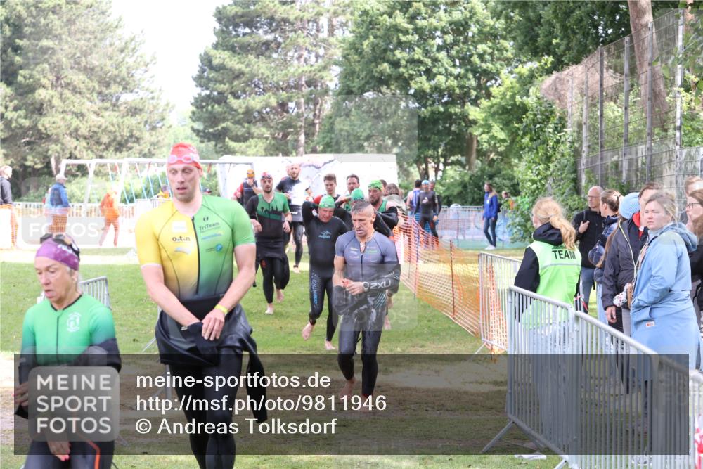 14.06.2026 - 7 Türme Triathlon Andreas Tolksdorf http://msf.ph/oto/9811946 14.06.2026 11:03:02 Schwimmen  meine-sportfotos.de