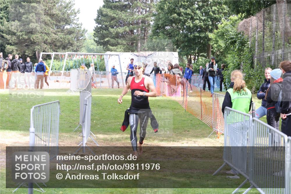 14.06.2026 - 7 Türme Triathlon Andreas Tolksdorf http://msf.ph/oto/9811976 14.06.2026 11:03:45 Schwimmen  meine-sportfotos.de