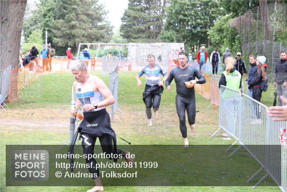 14.06.2026 - 7 Türme Triathlon Andreas Tolksdorf http://msf.ph/oto/9811999 14.06.2026 11:05:20 Schwimmen  meine-sportfotos.de
