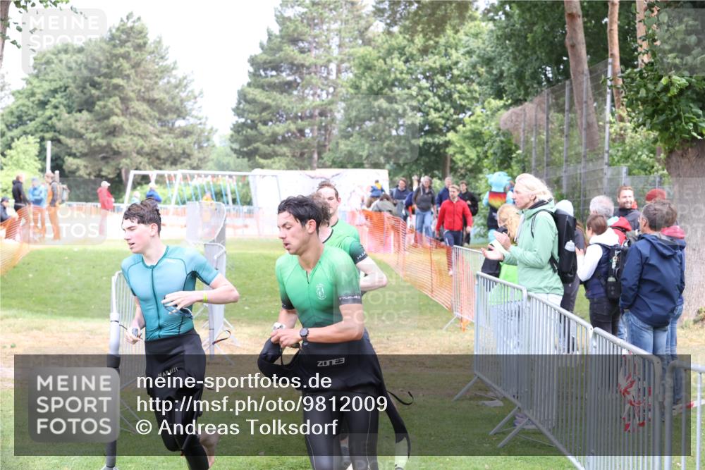 14.06.2026 - 7 Türme Triathlon Andreas Tolksdorf http://msf.ph/oto/9812009 14.06.2026 11:05:50 Schwimmen  meine-sportfotos.de