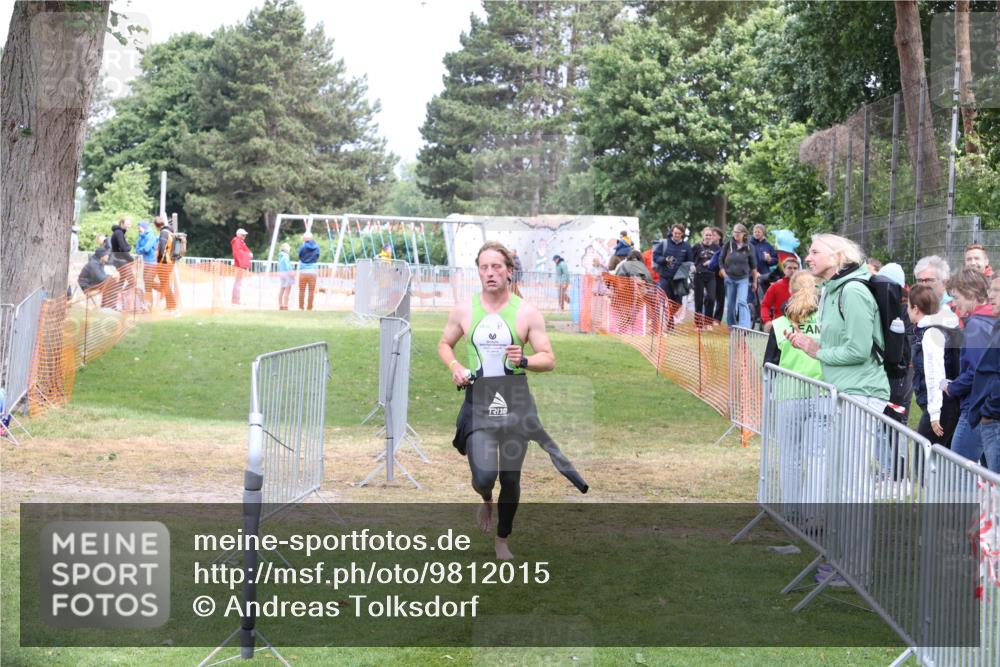 14.06.2026 - 7 Türme Triathlon Andreas Tolksdorf http://msf.ph/oto/9812015 14.06.2026 11:05:52 Schwimmen  meine-sportfotos.de