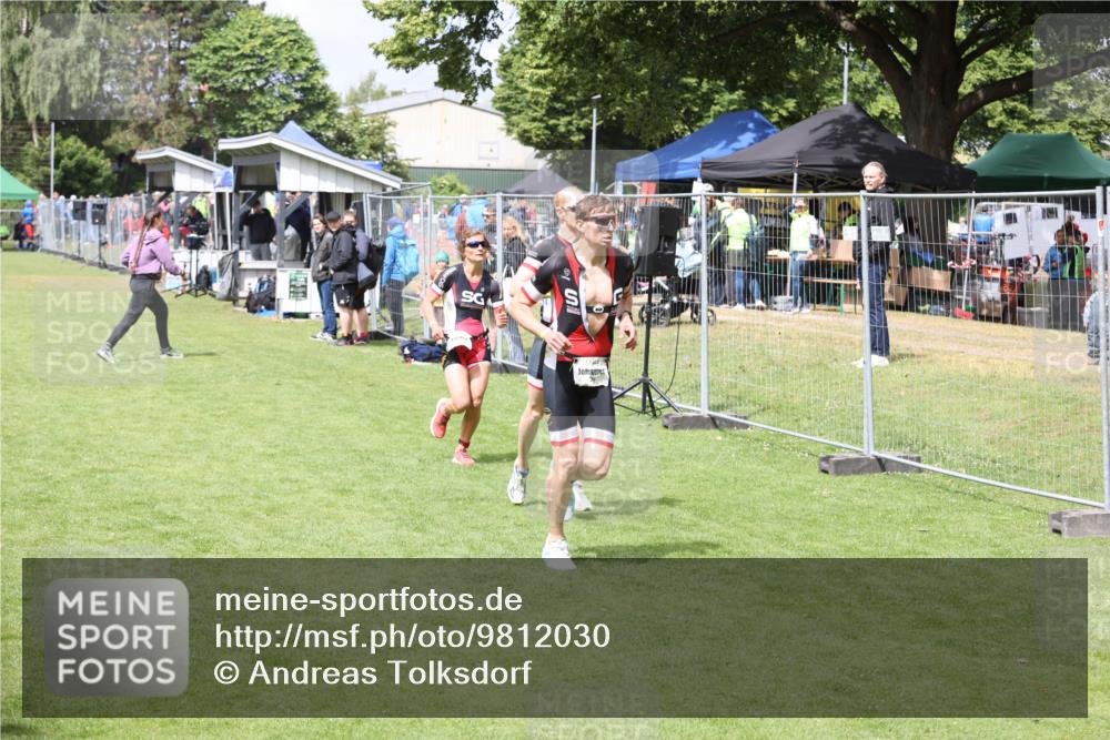 14.06.2026 - 7 Türme Triathlon Andreas Tolksdorf http://msf.ph/oto/9812030 14.06.2026 11:22:55 Schwimmen  meine-sportfotos.de