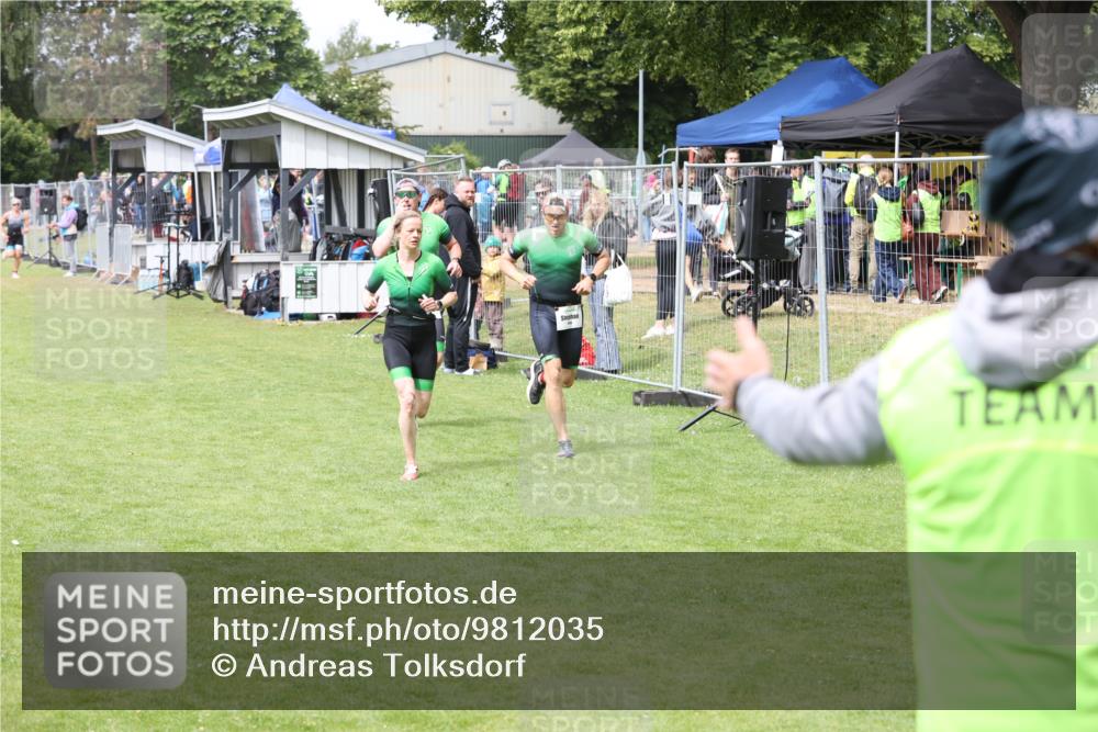 14.06.2026 - 7 Türme Triathlon Andreas Tolksdorf http://msf.ph/oto/9812035 14.06.2026 11:25:07 Schwimmen  meine-sportfotos.de