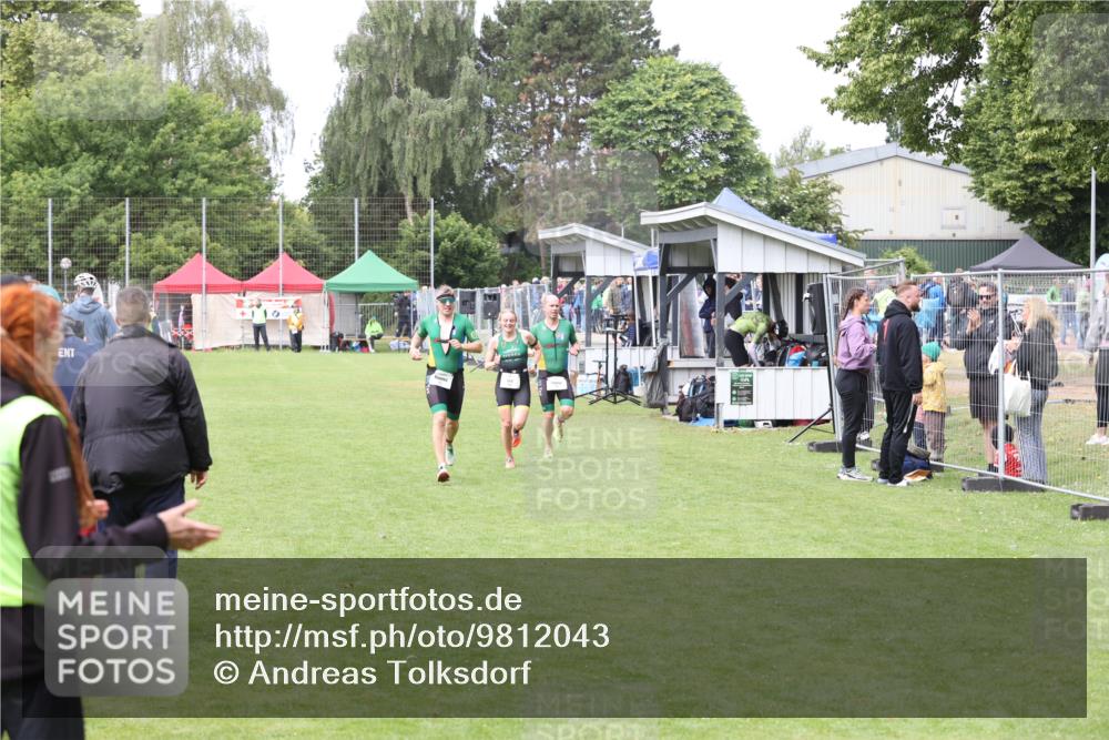 14.06.2026 - 7 Türme Triathlon Andreas Tolksdorf http://msf.ph/oto/9812043 14.06.2026 11:25:56 Schwimmen  meine-sportfotos.de