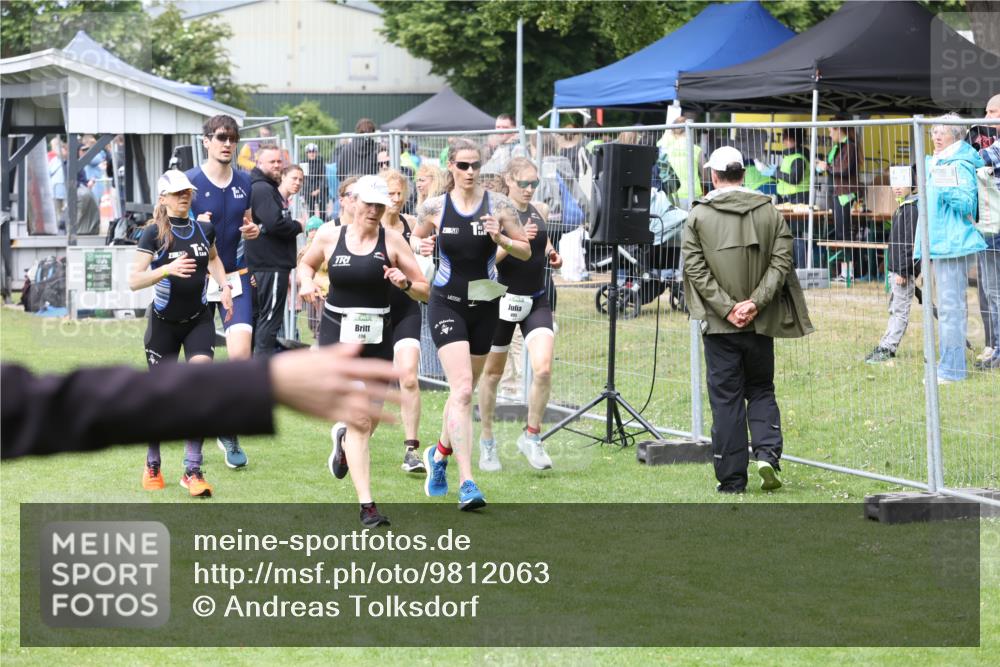 14.06.2026 - 7 Türme Triathlon Andreas Tolksdorf http://msf.ph/oto/9812063 14.06.2026 11:27:30 Schwimmen  meine-sportfotos.de