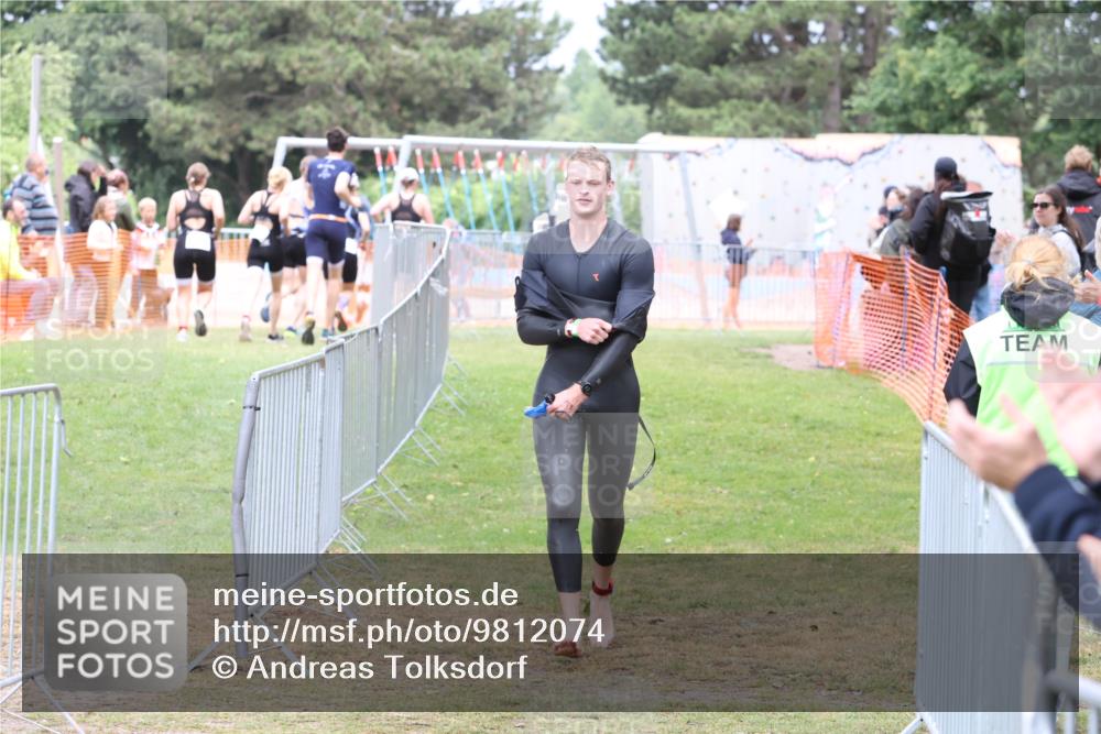 14.06.2026 - 7 Türme Triathlon Andreas Tolksdorf http://msf.ph/oto/9812074 14.06.2026 11:27:45 Schwimmen  meine-sportfotos.de