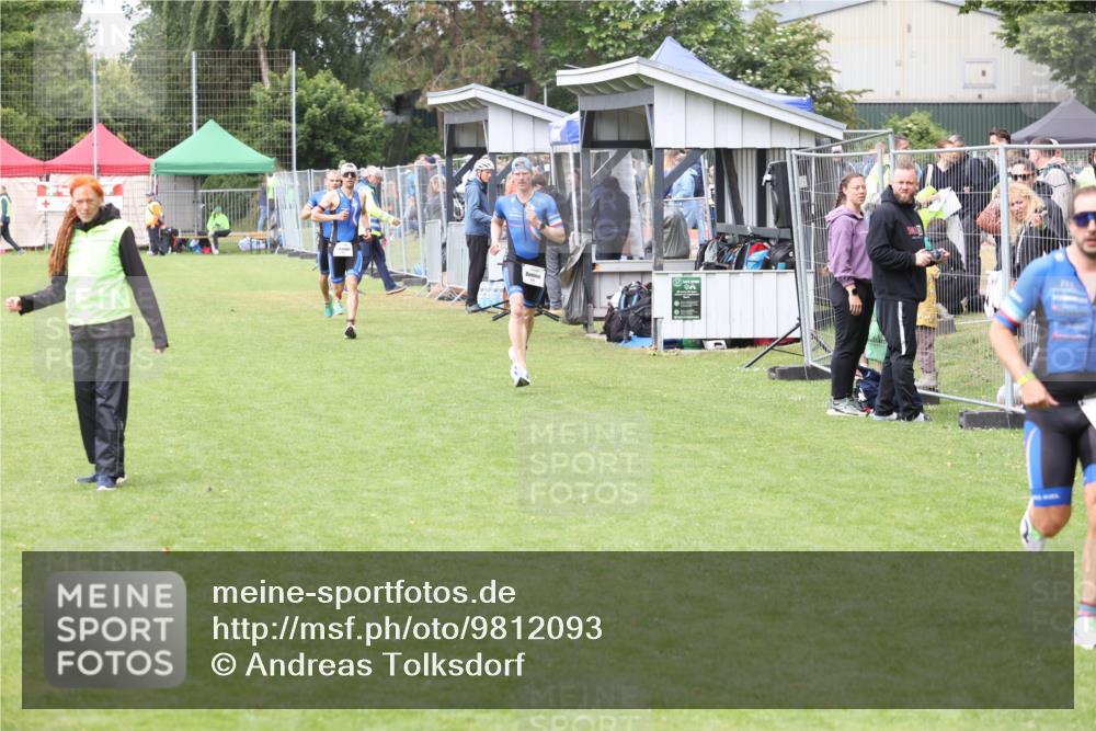 14.06.2026 - 7 Türme Triathlon Andreas Tolksdorf http://msf.ph/oto/9812093 14.06.2026 11:28:14 Schwimmen  meine-sportfotos.de