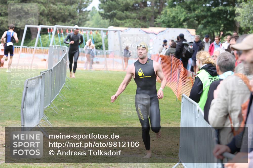 14.06.2026 - 7 Türme Triathlon Andreas Tolksdorf http://msf.ph/oto/9812106 14.06.2026 11:29:03 Schwimmen  meine-sportfotos.de