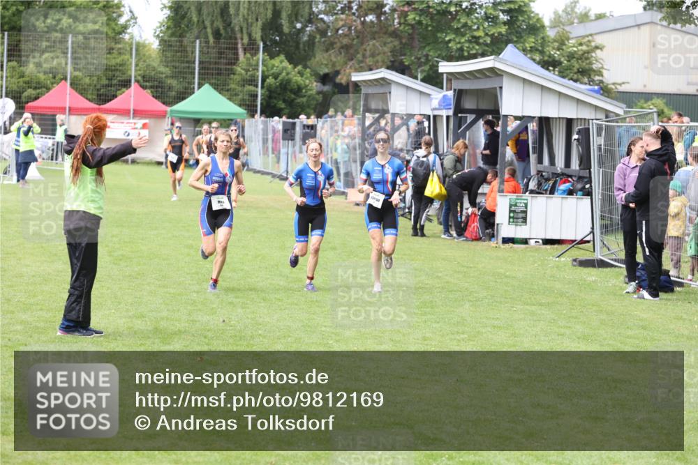 14.06.2026 - 7 Türme Triathlon Andreas Tolksdorf http://msf.ph/oto/9812169 14.06.2026 11:29:58 Schwimmen  meine-sportfotos.de