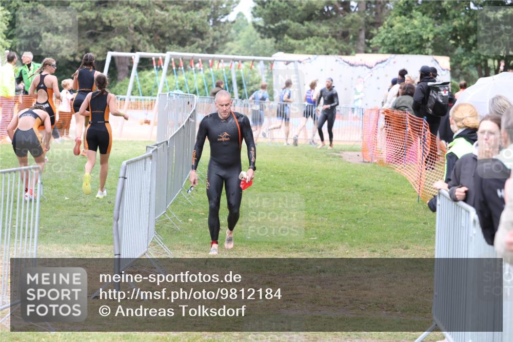 14.06.2026 - 7 Türme Triathlon Andreas Tolksdorf http://msf.ph/oto/9812184 14.06.2026 11:30:16 Schwimmen  meine-sportfotos.de