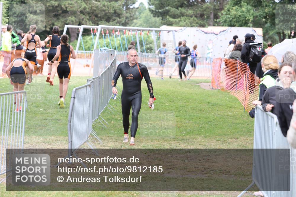 14.06.2026 - 7 Türme Triathlon Andreas Tolksdorf http://msf.ph/oto/9812185 14.06.2026 11:30:17 Schwimmen  meine-sportfotos.de