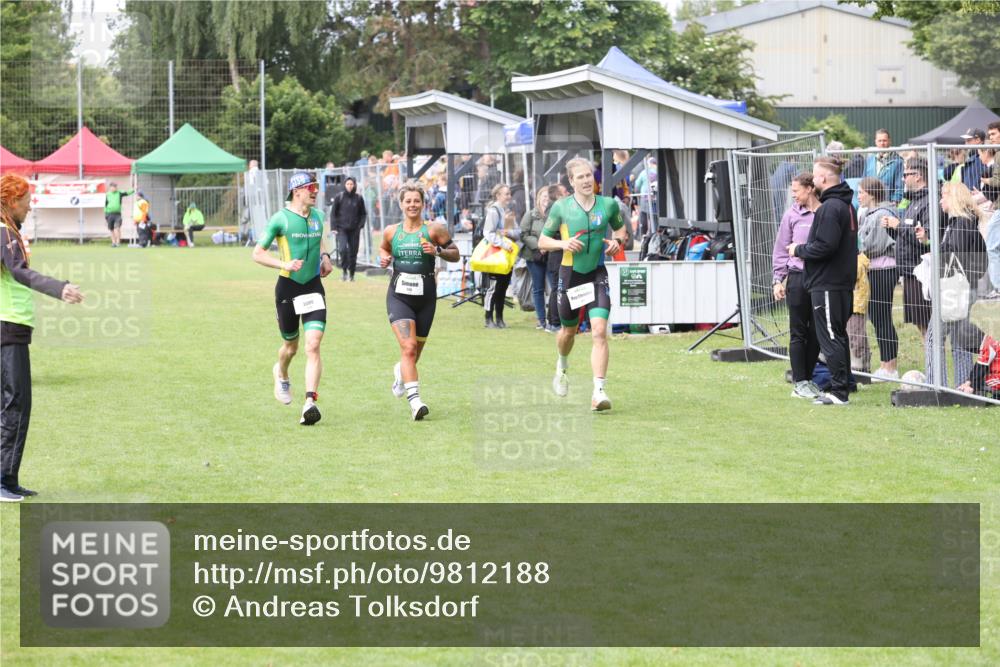 14.06.2026 - 7 Türme Triathlon Andreas Tolksdorf http://msf.ph/oto/9812188 14.06.2026 11:30:27 Schwimmen  meine-sportfotos.de