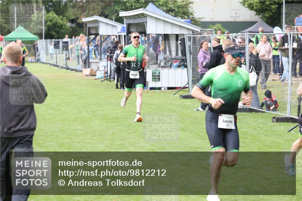 14.06.2026 - 7 Türme Triathlon Andreas Tolksdorf http://msf.ph/oto/9812212 14.06.2026 11:31:01 Schwimmen  meine-sportfotos.de