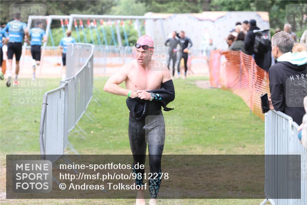14.06.2026 - 7 Türme Triathlon Andreas Tolksdorf http://msf.ph/oto/9812278 14.06.2026 11:32:25 Schwimmen  meine-sportfotos.de