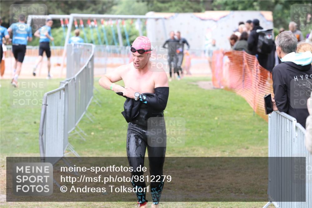 14.06.2026 - 7 Türme Triathlon Andreas Tolksdorf http://msf.ph/oto/9812279 14.06.2026 11:32:25 Schwimmen  meine-sportfotos.de
