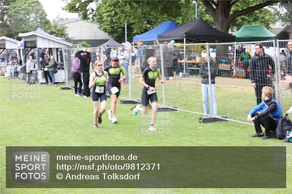 14.06.2026 - 7 Türme Triathlon Andreas Tolksdorf http://msf.ph/oto/9812371 14.06.2026 11:34:01 Schwimmen  meine-sportfotos.de