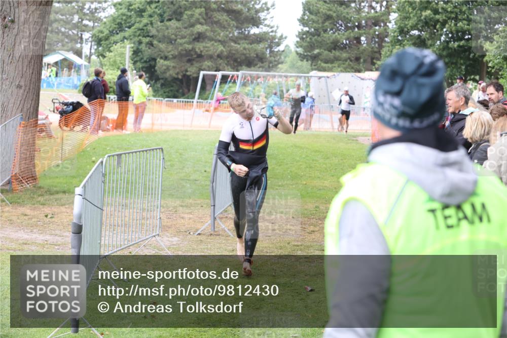 14.06.2026 - 7 Türme Triathlon Andreas Tolksdorf http://msf.ph/oto/9812430 14.06.2026 11:35:51 Schwimmen  meine-sportfotos.de