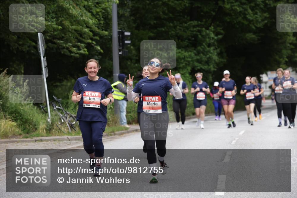 14.06.2026 - REWE Women's Run Jannik Wohlers http://msf.ph/oto/9812755 14.06.2026 11:05:37 Laufen 5847, 657, 5191, 7 meine-sportfotos.de