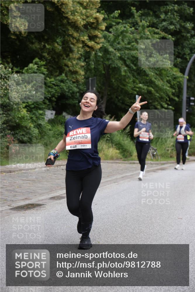 14.06.2026 - REWE Women's Run Jannik Wohlers http://msf.ph/oto/9812788 14.06.2026 11:05:43 Laufen 5057, 7 meine-sportfotos.de
