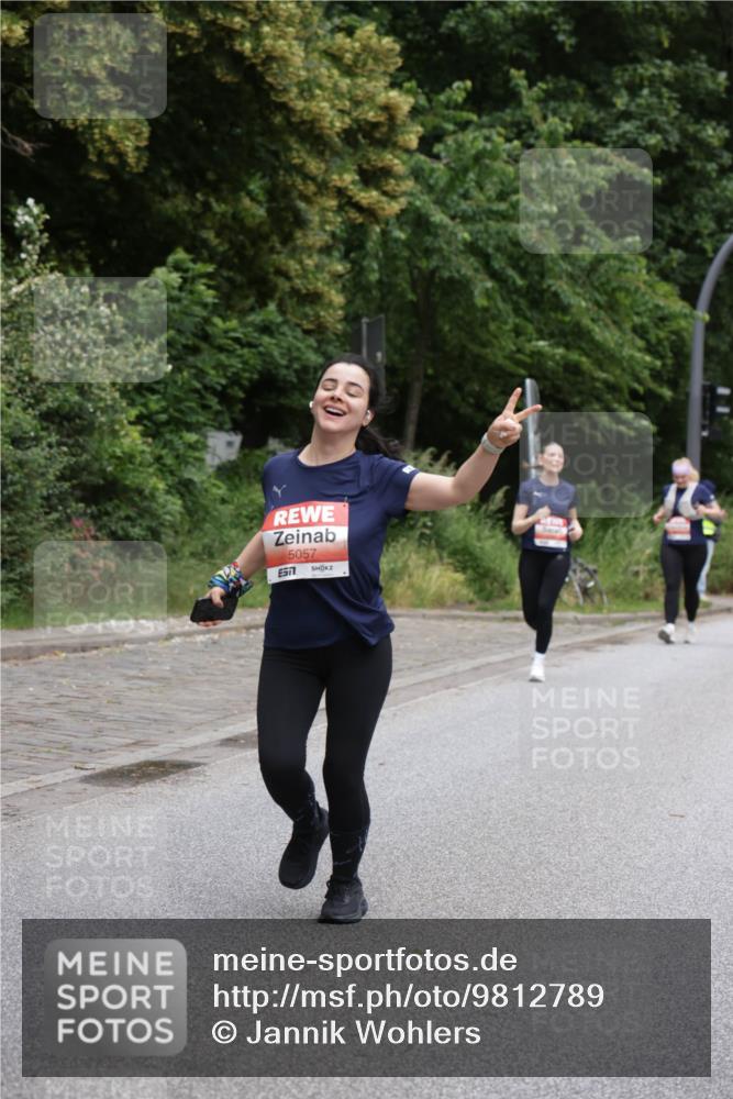 14.06.2026 - REWE Women's Run Jannik Wohlers http://msf.ph/oto/9812789 14.06.2026 11:05:43 Laufen 5057, 577 meine-sportfotos.de