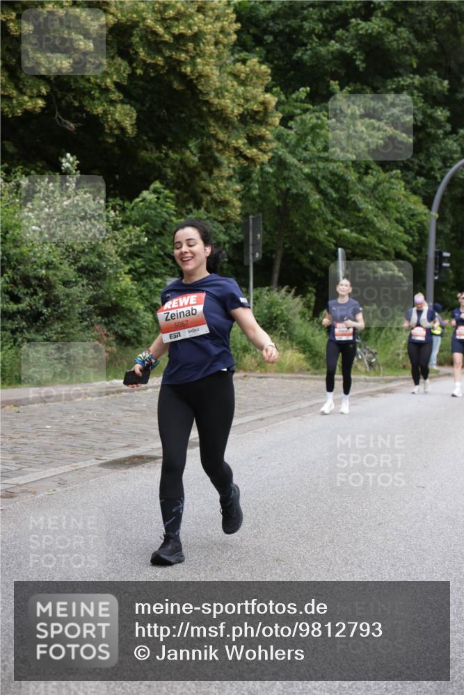 14.06.2026 - REWE Women's Run Jannik Wohlers http://msf.ph/oto/9812793 14.06.2026 11:05:43 Laufen 5057 meine-sportfotos.de