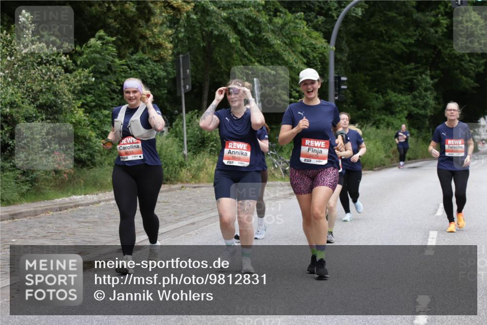14.06.2026 - REWE Women's Run Jannik Wohlers http://msf.ph/oto/9812831 14.06.2026 11:05:50 Laufen 6033, 7, 5645, 5678, 57 meine-sportfotos.de
