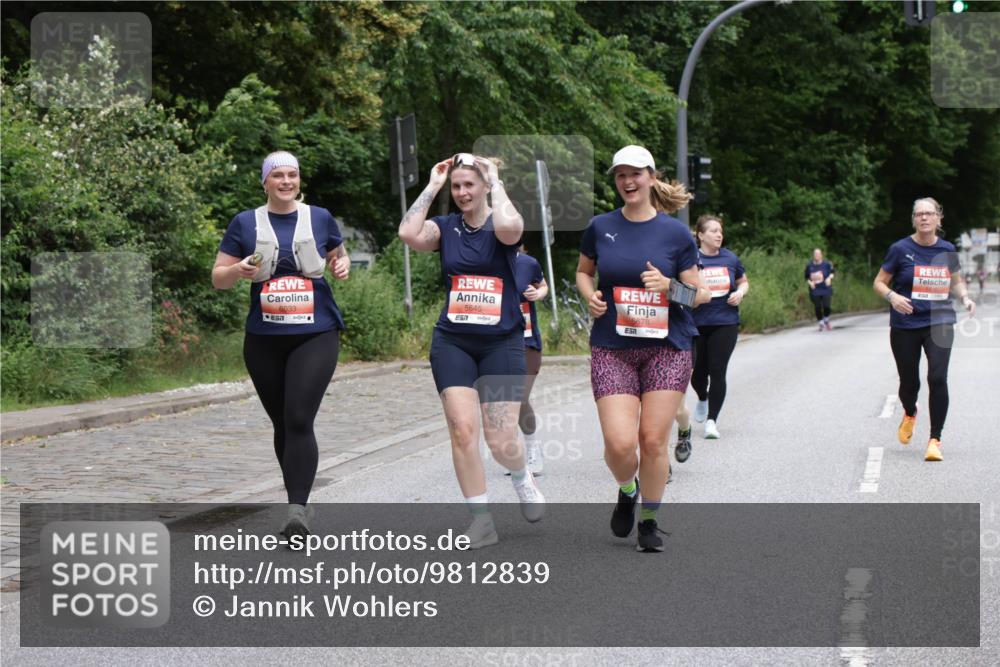 14.06.2026 - REWE Women's Run Jannik Wohlers http://msf.ph/oto/9812839 14.06.2026 11:05:50 Laufen 6033, 5645, 57, 5678 meine-sportfotos.de