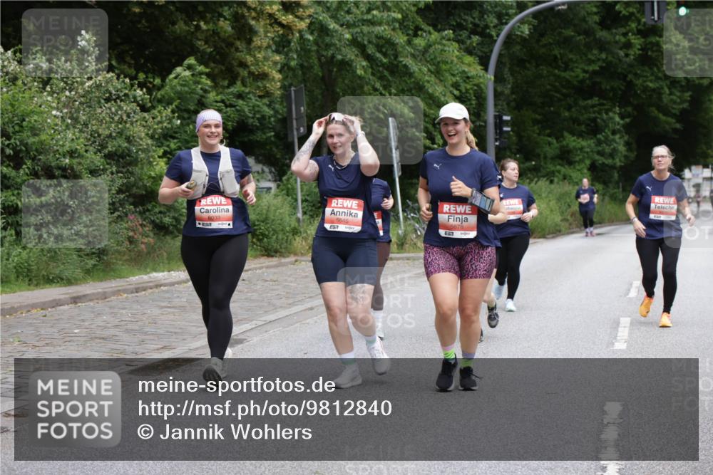 14.06.2026 - REWE Women's Run Jannik Wohlers http://msf.ph/oto/9812840 14.06.2026 11:05:50 Laufen 6033, 5645, 5678, 57, 37 meine-sportfotos.de