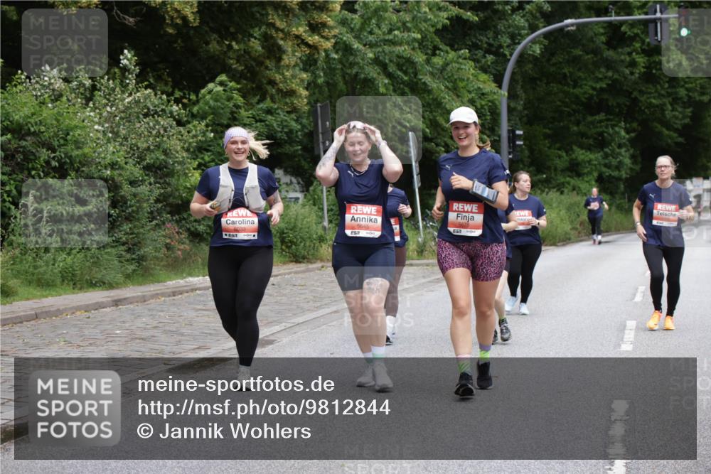 14.06.2026 - REWE Women's Run Jannik Wohlers http://msf.ph/oto/9812844 14.06.2026 11:05:50 Laufen 5678, 5645, 6033, 57 meine-sportfotos.de