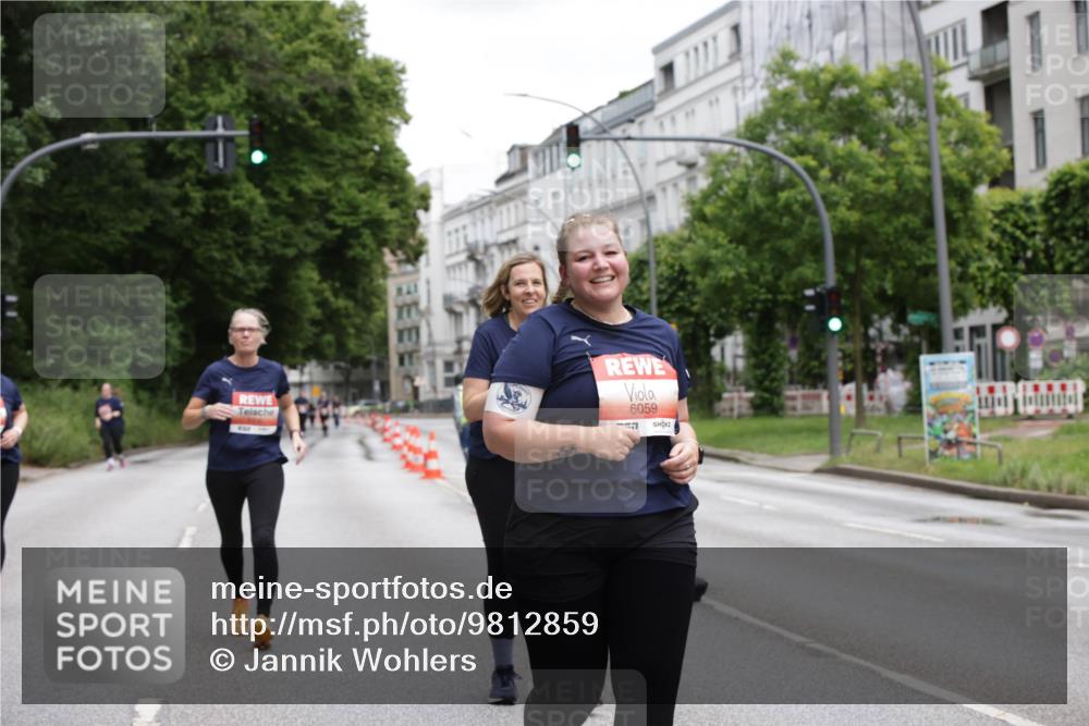 14.06.2026 - REWE Women's Run Jannik Wohlers http://msf.ph/oto/9812859 14.06.2026 11:05:52 Laufen 6059 meine-sportfotos.de