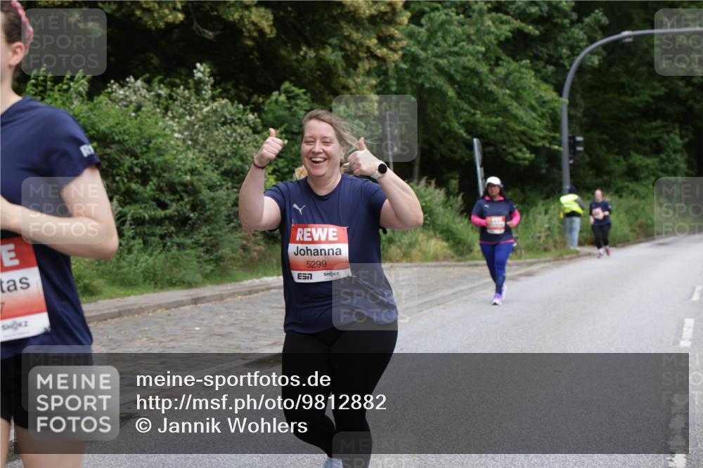 14.06.2026 - REWE Women's Run Jannik Wohlers http://msf.ph/oto/9812882 14.06.2026 11:05:55 Laufen 5299 meine-sportfotos.de