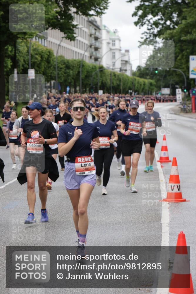 14.06.2026 - REWE Women's Run Jannik Wohlers http://msf.ph/oto/9812895 14.06.2026 10:39:20 Laufen 5212, 57, 5403, 7, 12 meine-sportfotos.de