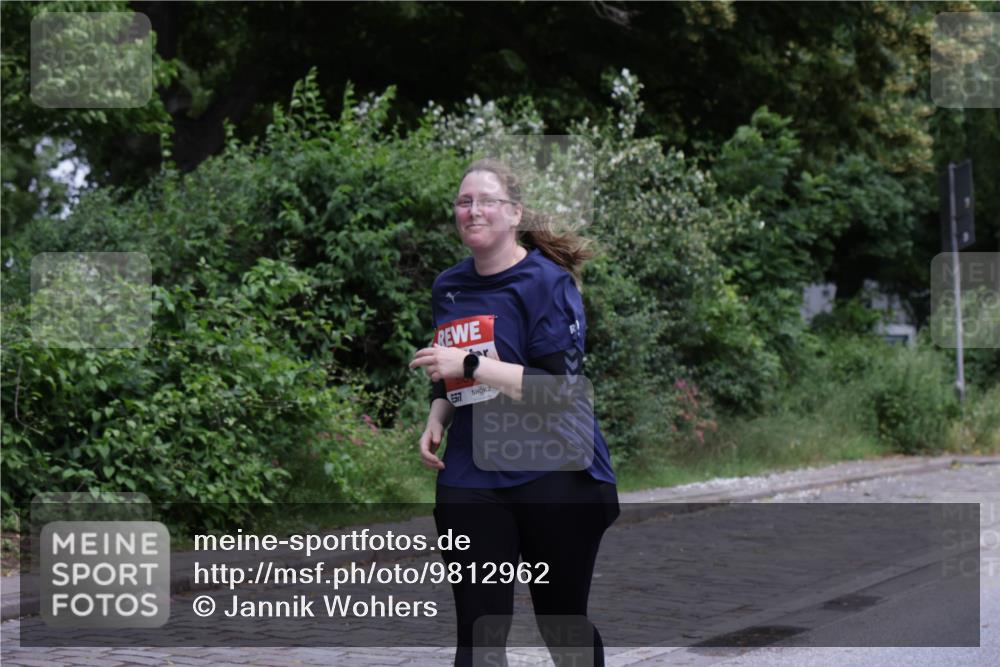 14.06.2026 - REWE Women's Run Jannik Wohlers http://msf.ph/oto/9812962 14.06.2026 11:06:07 Laufen  meine-sportfotos.de