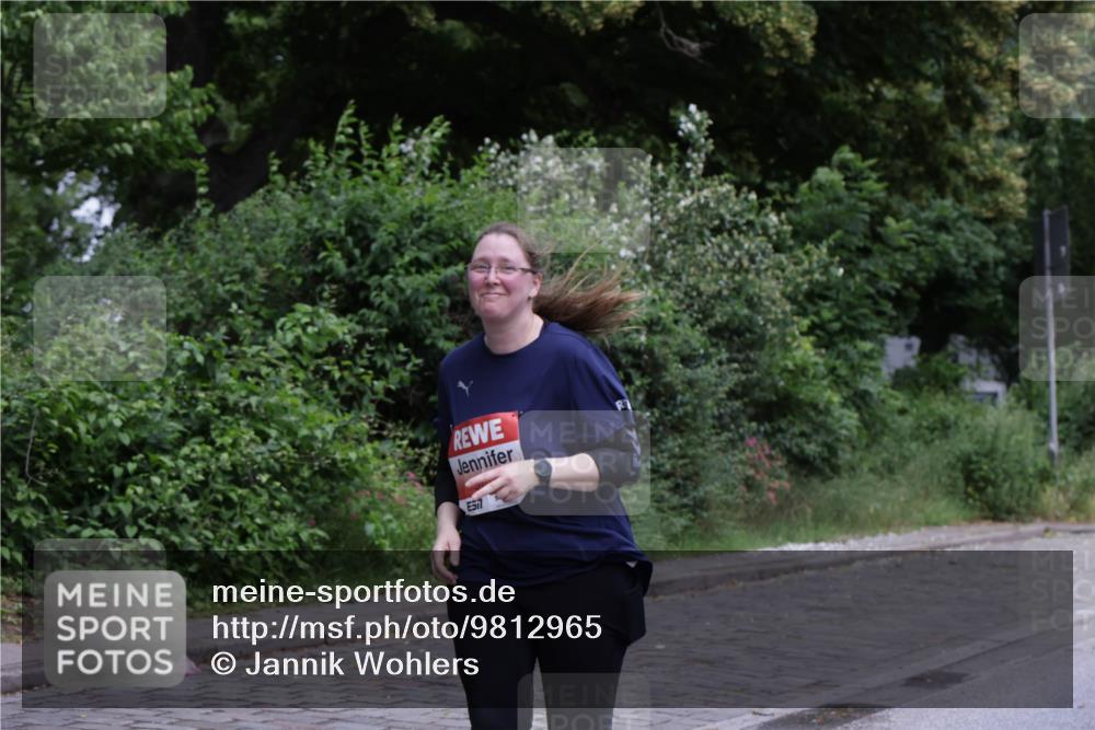 14.06.2026 - REWE Women's Run Jannik Wohlers http://msf.ph/oto/9812965 14.06.2026 11:06:07 Laufen 517 meine-sportfotos.de